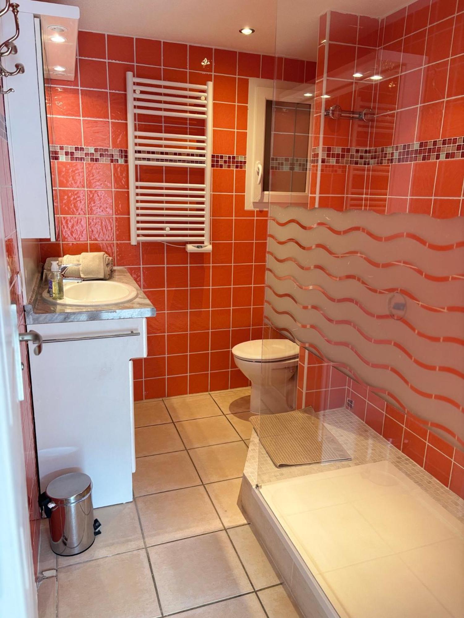 Bed and Breakfast La Vie Est Belle En Provence Tourves Экстерьер фото